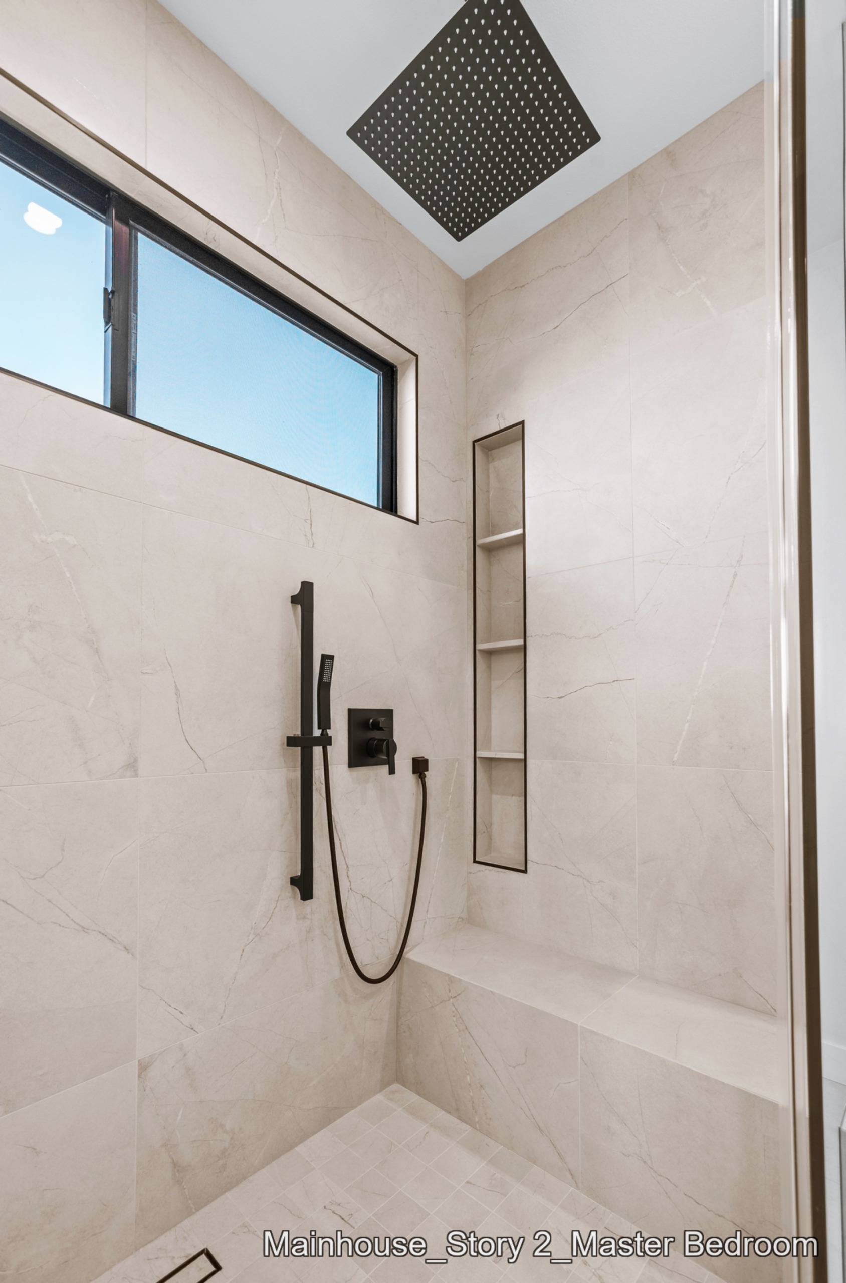 Mainhouse_Story 2_Master Bedroom__TQT5288