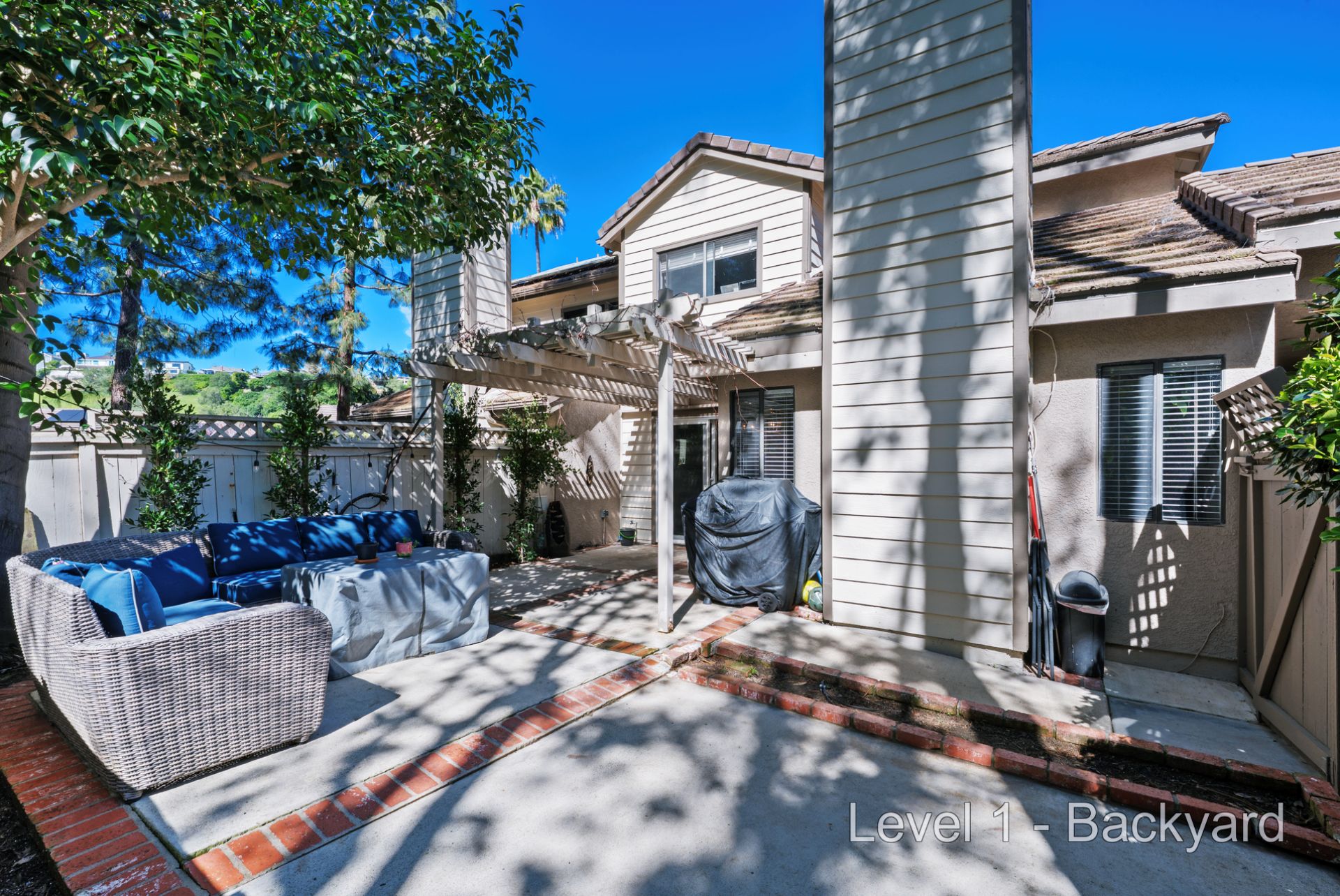 Level 1 – Backyard__TQT6685