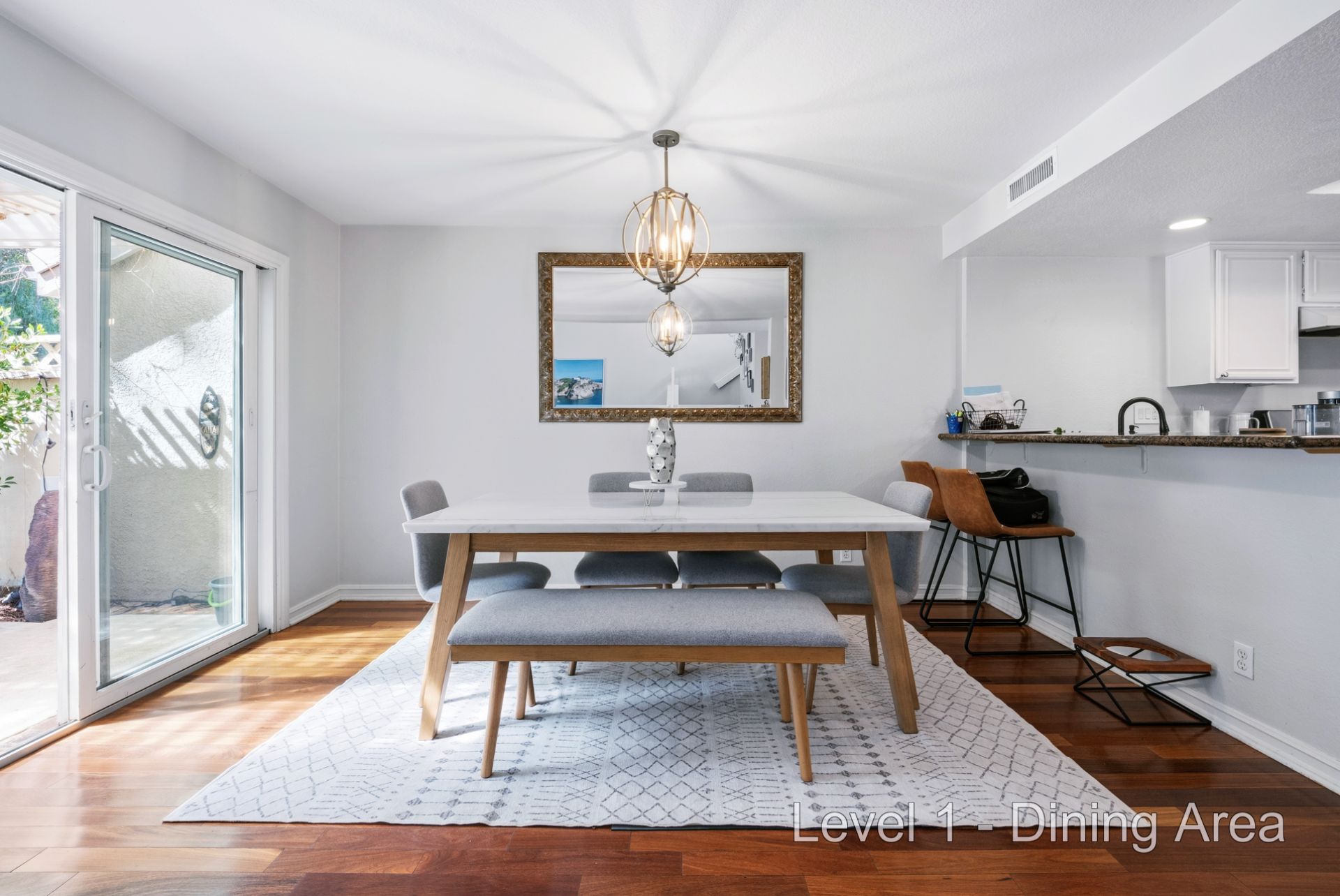 Level 1 – Dining Area__TQT6663