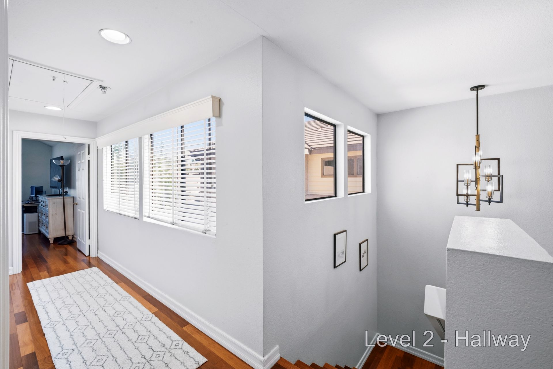 Level 2 – Hallway__TQT6708