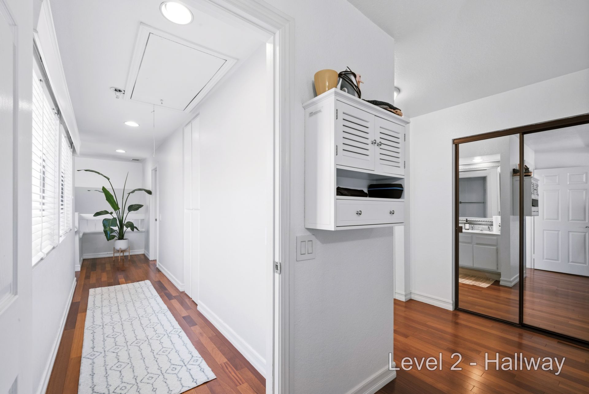 Level 2 – Hallway__TQT6747