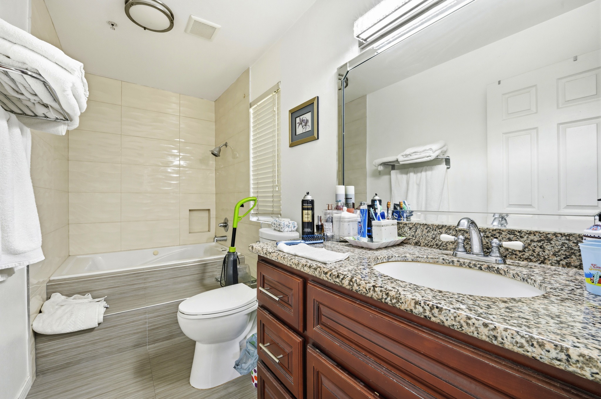 Level 2 – Master Bedroom 1__TQT8114