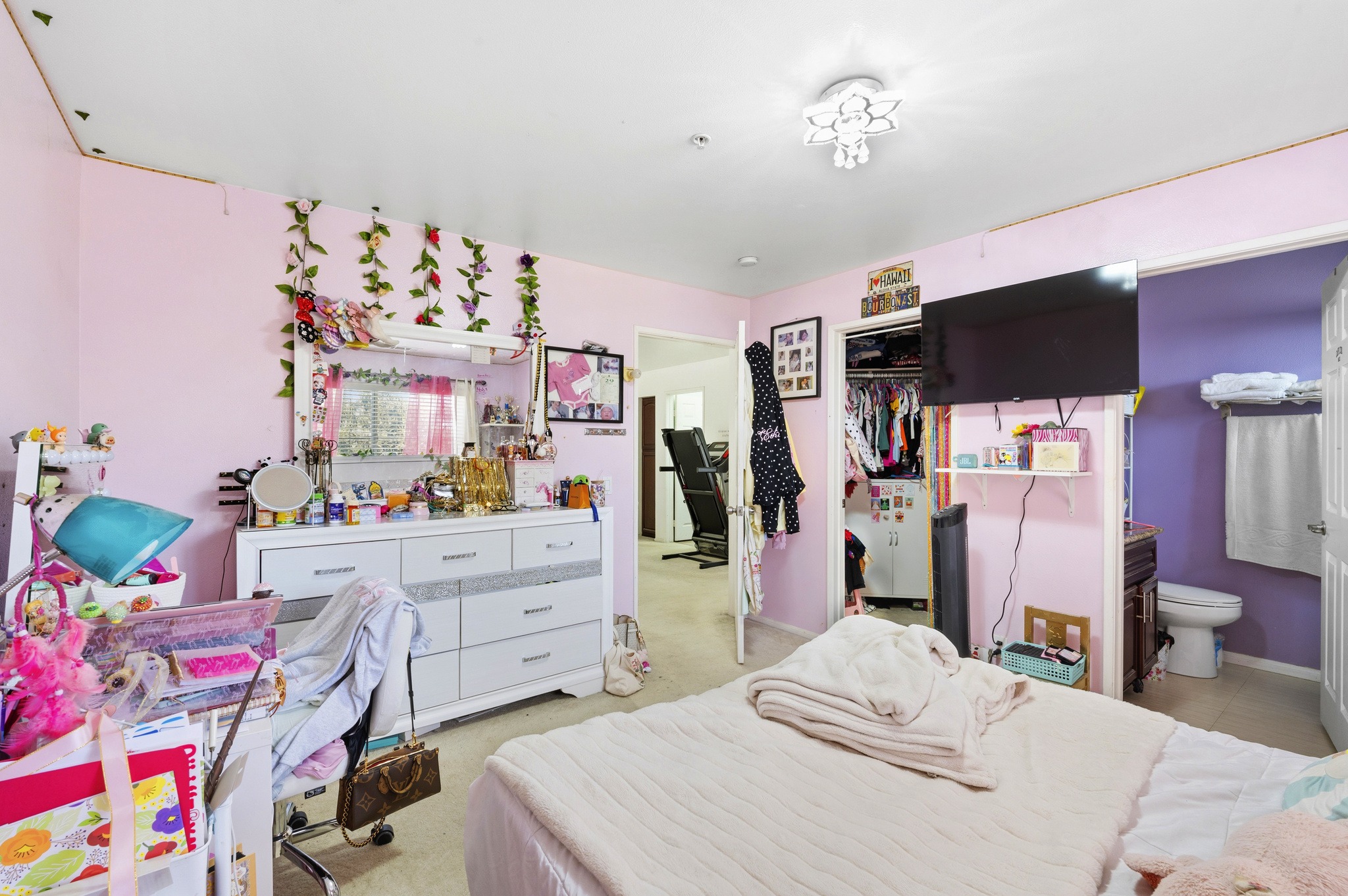 Level 2 – Master Bedroom 2__TQT8096